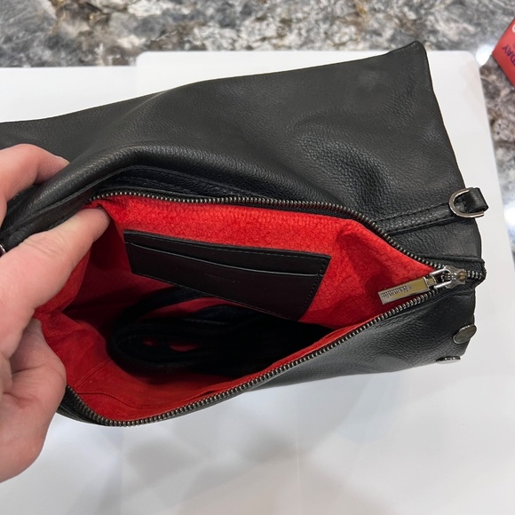 Hammitt VIP Large Black Red Zipper Like New - Picture 5 of 5